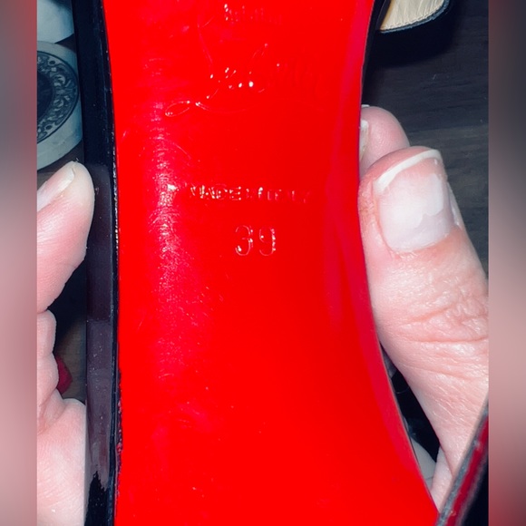 Harler strap pumps by Christian Louboutin - Picture 3 of 9